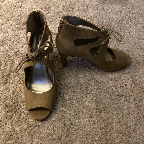 Not going to wear them again - Picture 1 of 3